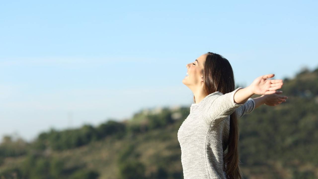 首・肩こりケア｜セルフリンパケアで、体の巡りを整えましょう♪
